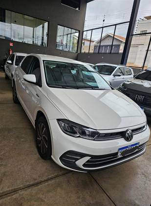 VOLKSWAGEN POLO 1.0 170 TSI HIGHLINE AUTOMÁTICO